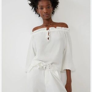 ZARA | off shoulder puff sleeve | WHITE